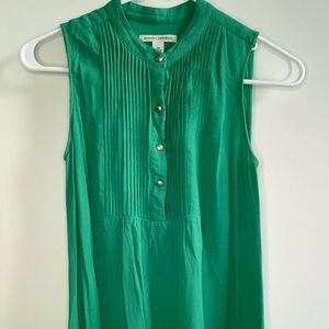Sleeveless banana republic green shirt